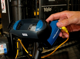 Battery adapter docked in VMT configuration